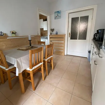 - Fisch Am Kleinen Königsstuhl Sagard